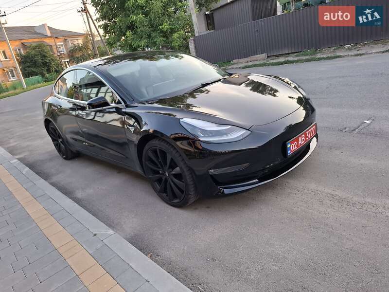 Tesla Model 3 2018