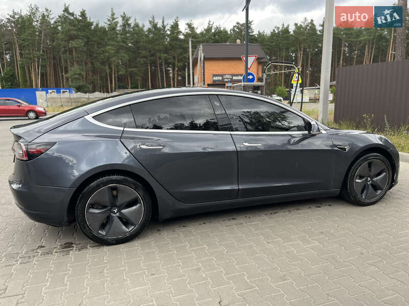 Седан Tesla Model 3 2018 в Киеве фото 2 Седан Tesla Model 3 2018 в Киеве