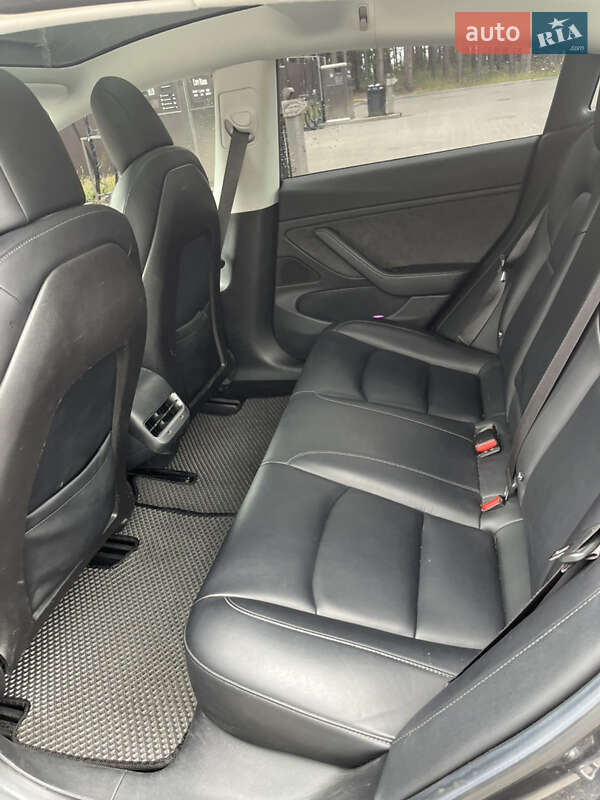 Седан Tesla Model 3 2018 в Киеве фото 9 Седан Tesla Model 3 2018 в Киеве