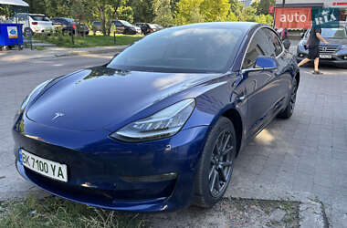 Tesla Model 3 2019 Tesla Model 3 2019