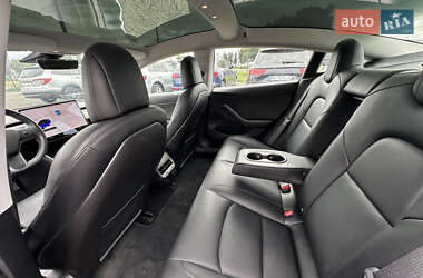 Седан Tesla Model 3 2018 в 