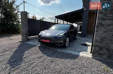 Седан Tesla Model 3 2019 в 