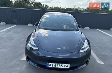 Седан Tesla Model 3 2018 в 