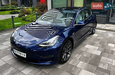 Tesla Model 3 2018 Tesla Model 3 2018
