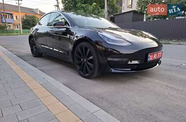 Седан Tesla Model 3 2018 в 