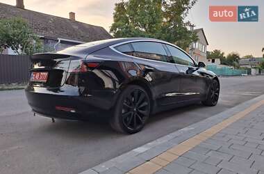 Седан Tesla Model 3 2018 в 