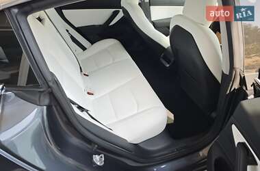 Седан Tesla Model 3 2018 в Миколаєві