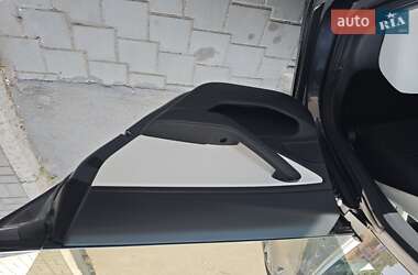 Седан Tesla Model 3 2018 в Миколаєві