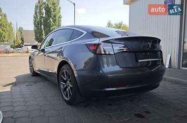 Седан Tesla Model 3 2018 в Миколаєві