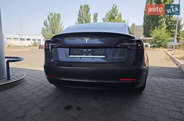 Седан Tesla Model 3 2018 в 