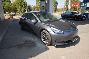 Tesla Model 3 2018 Tesla Model 3 2018