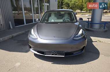 Седан Tesla Model 3 2018 в Миколаєві