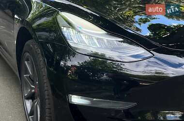 Седан Tesla Model 3 2018 в 
