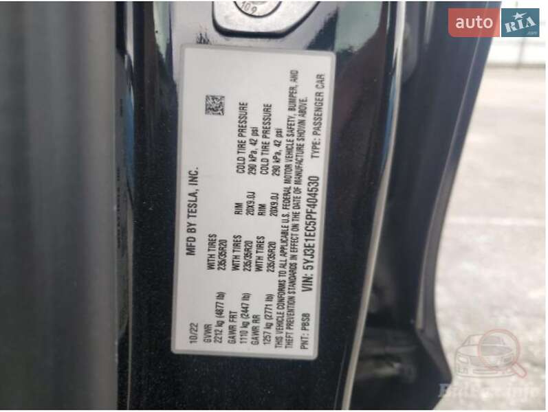 Седан Tesla Model 3 2022 в Києві