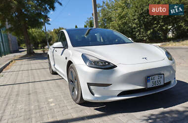 Седан Tesla Model 3 2020 в 