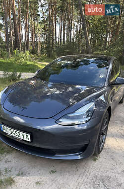 Седан Tesla Model 3 2018 в 