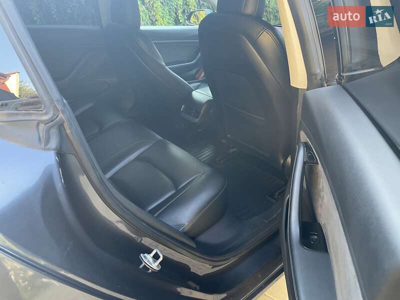 Седан Tesla Model 3 2019 в Львові фото 7 Седан Tesla Model 3 2019 в Львові