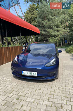 Седан Tesla Model 3 2018 в Черновцах