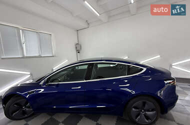 Седан Tesla Model 3 2019 в 