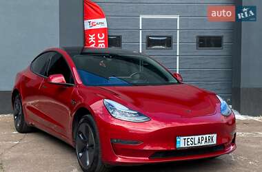 Седан Tesla Model 3 2018 в 