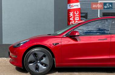 Седан Tesla Model 3 2018 в 