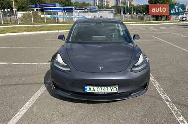 Седан Tesla Model 3 2019 в 