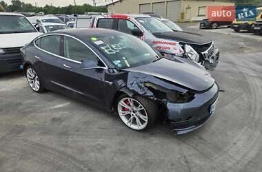 Седан Tesla Model 3 2019 в 