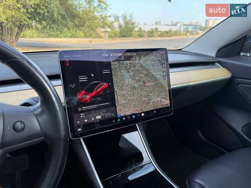 Седан Tesla Model 3 2019 в Кривому Розі