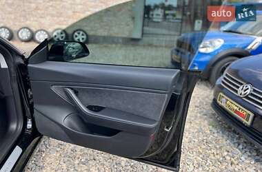 Седан Tesla Model 3 2018 в 