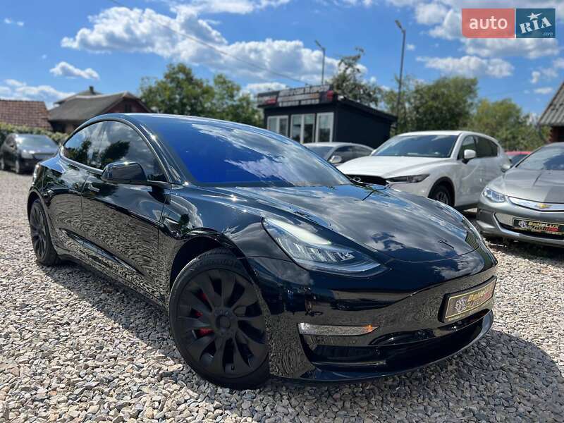 Седан Tesla Model 3 2018 в Коломиї