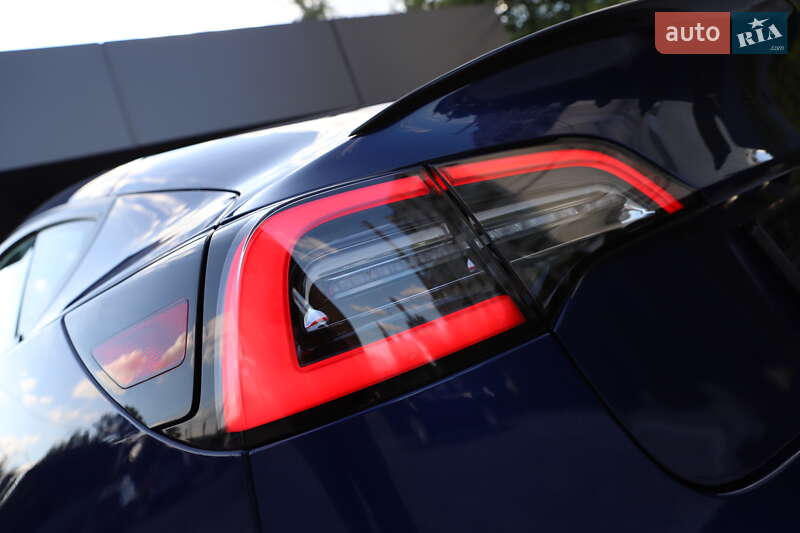 Седан Tesla Model 3 2022 в Дрогобичі фото 63 Седан Tesla Model 3 2022 в Дрогобичі