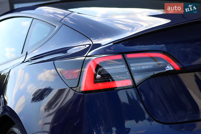 Седан Tesla Model 3 2022 в Дрогобичі фото 69 Седан Tesla Model 3 2022 в Дрогобичі