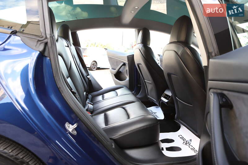 Седан Tesla Model 3 2022 в Дрогобичі фото 89 Седан Tesla Model 3 2022 в Дрогобичі