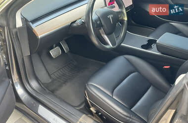 Седан Tesla Model 3 2018 в 