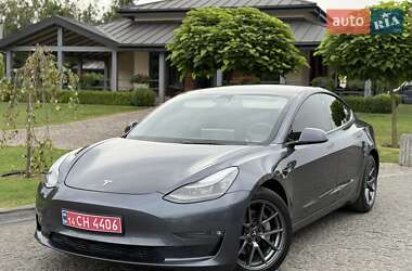 Tesla Model 3 2022 Tesla Model 3 2022