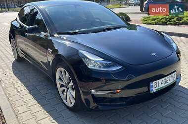 Седан Tesla Model 3 2019 в Кременчуге