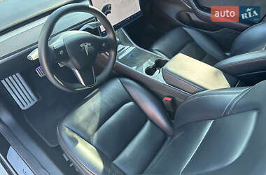 Седан Tesla Model 3 2018 в 
