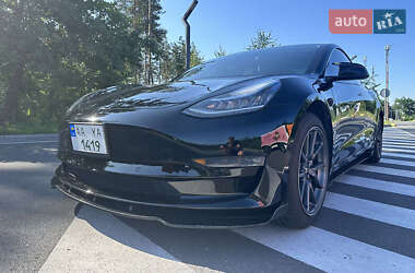 Tesla Model 3 2018