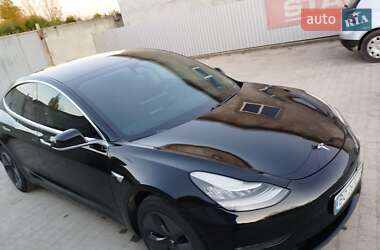 Седан Tesla Model 3 2019 в 