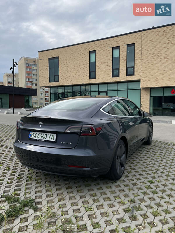 Седан Tesla Model 3 2019 в Хмельницком