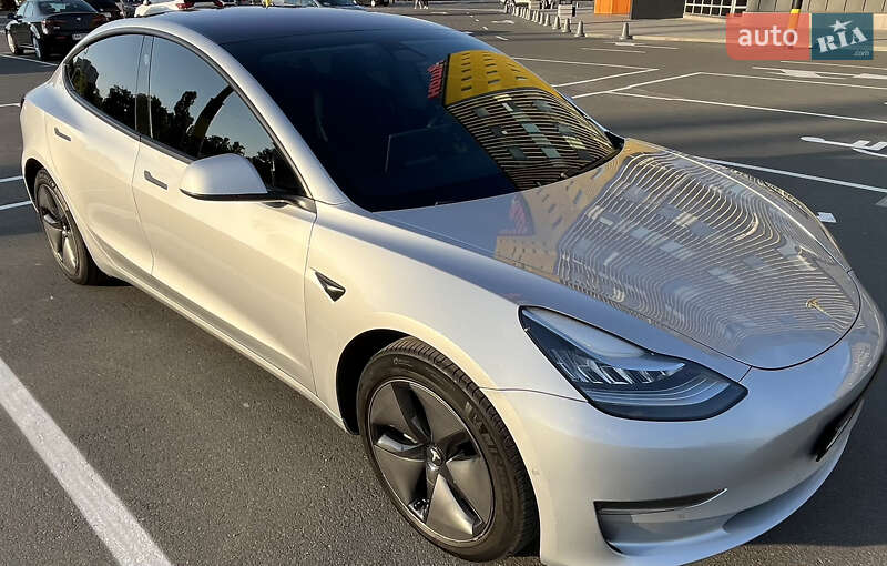 Седан Tesla Model 3 2018 в Киеве фото 4 Седан Tesla Model 3 2018 в Киеве