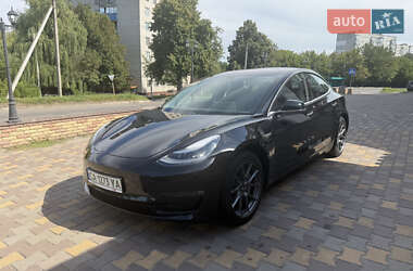 Tesla Model 3 2018 Tesla Model 3 2018