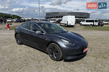Седан Tesla Model 3 2018 в 