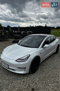 Tesla Model 3 2019 Tesla Model 3 2019