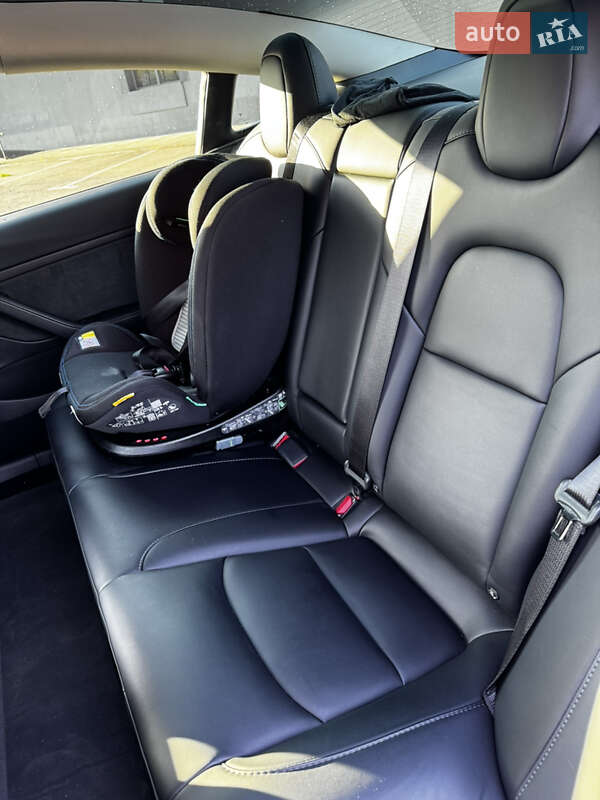 Седан Tesla Model 3 2023 в Львове фото 9 Седан Tesla Model 3 2023 в Львове