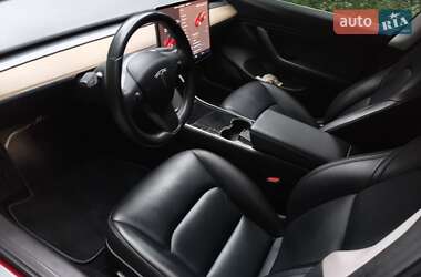 Седан Tesla Model 3 2018 в 