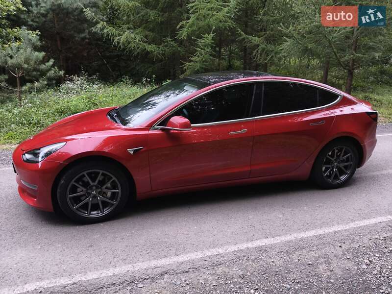 Tesla Model 3 2018