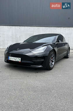Седан Tesla Model 3 2018 в Ирпене
