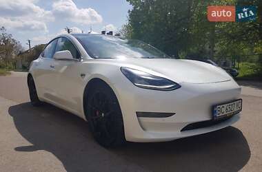 Седан Tesla Model 3 2019 в 