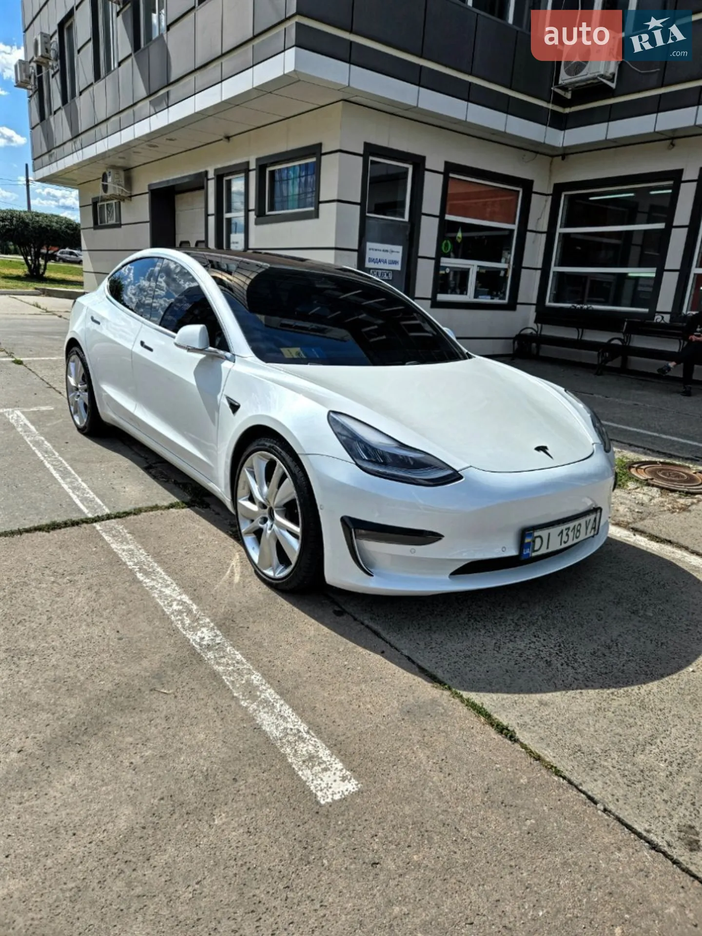 2018 Tesla Model 3 - мініатюра 4